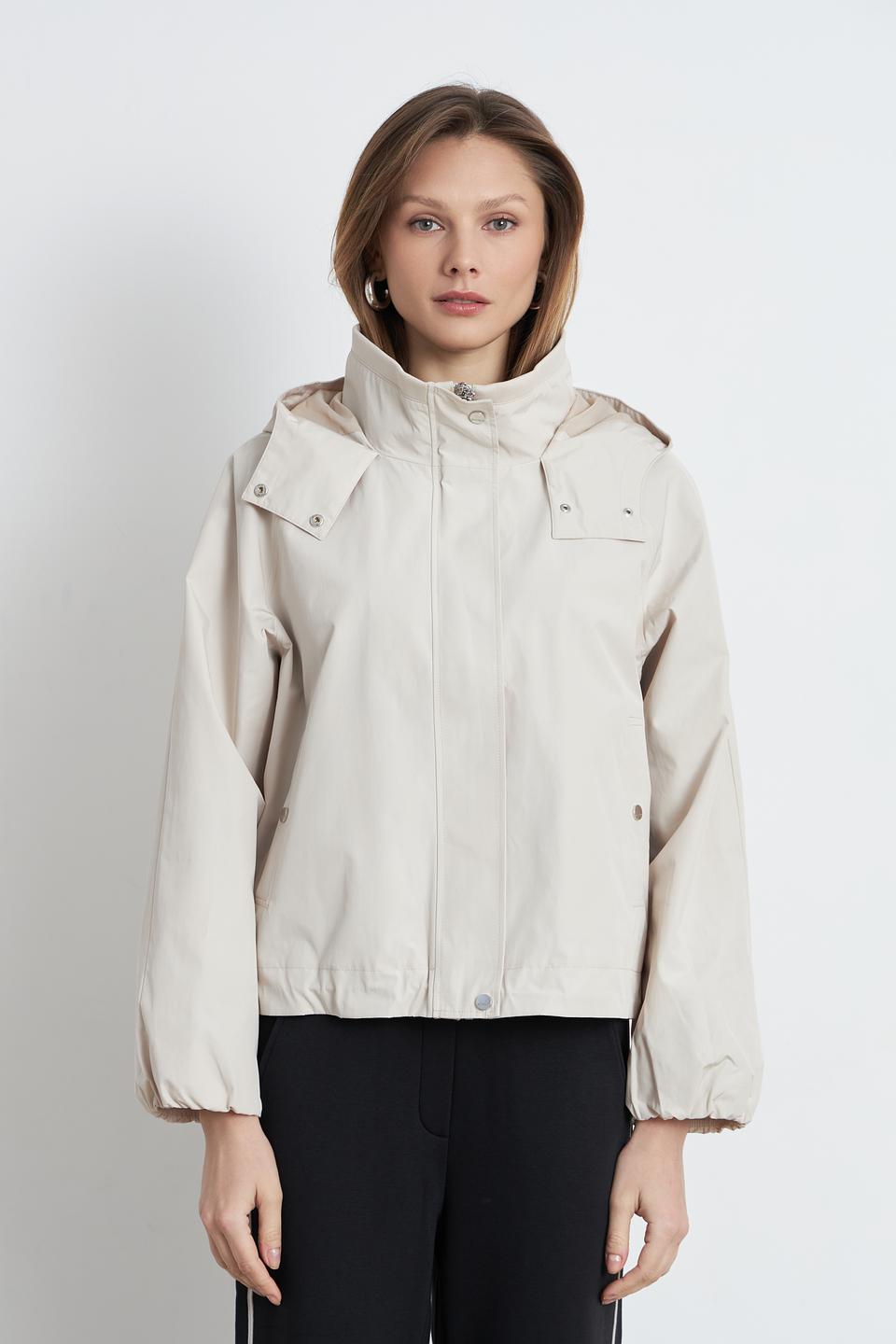 Куртка Betty and Co бежевая