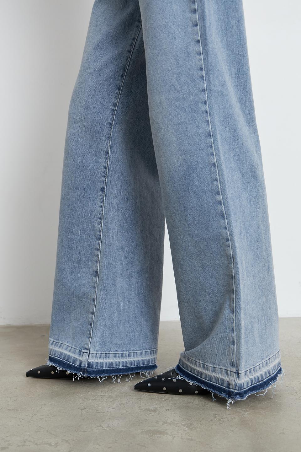 Джинсы Oui клеш голубой