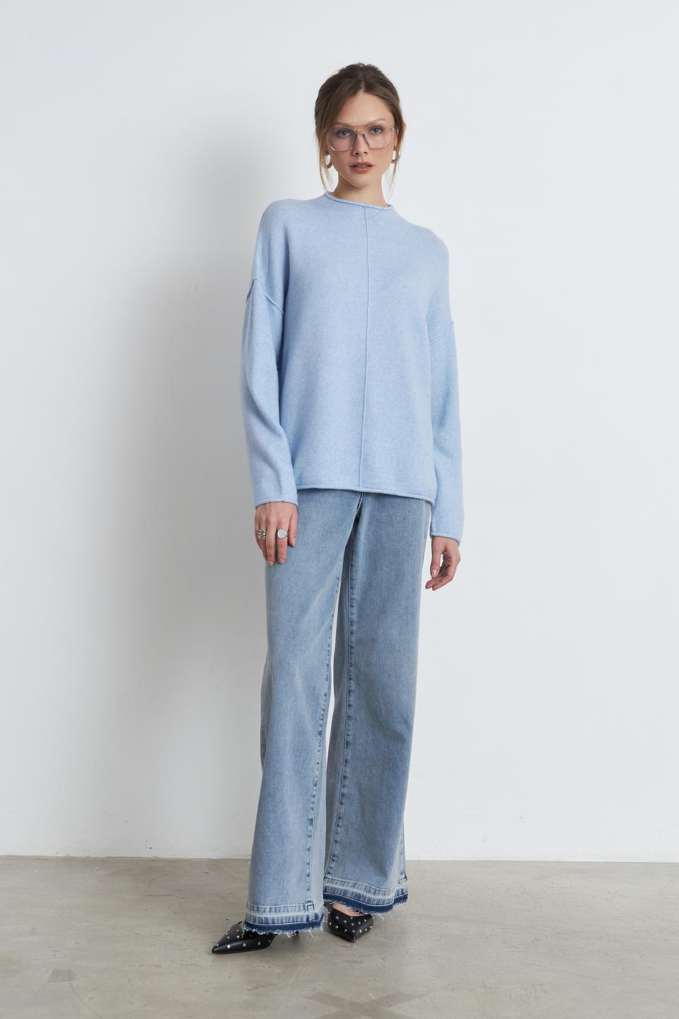 Пуловер Oui голубой с разрезом