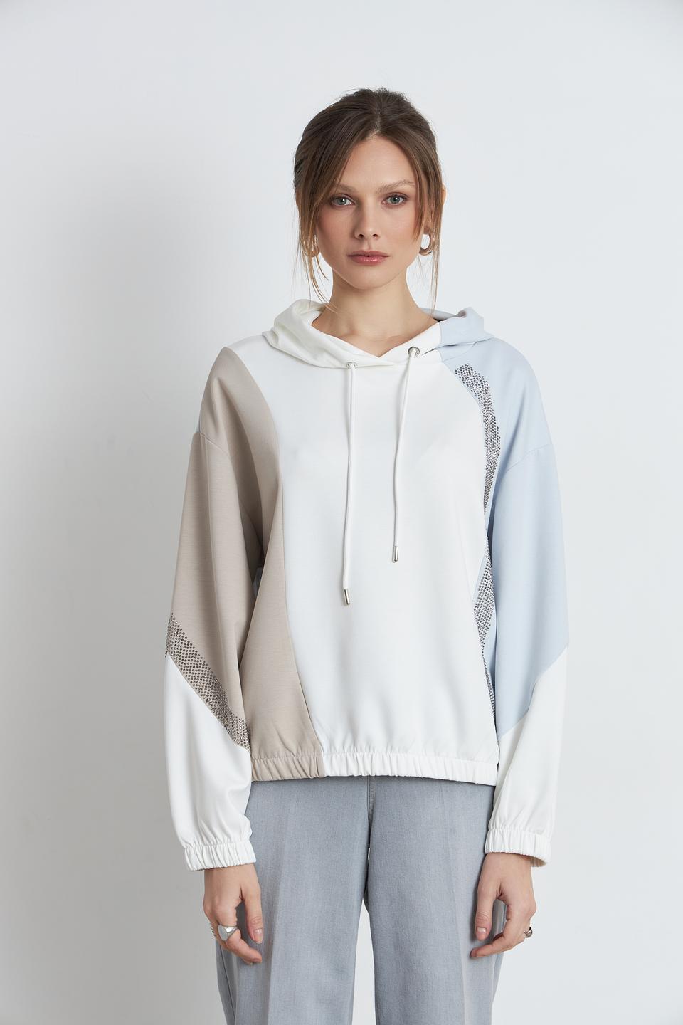 Пуловер Monari с капюшоном и декором