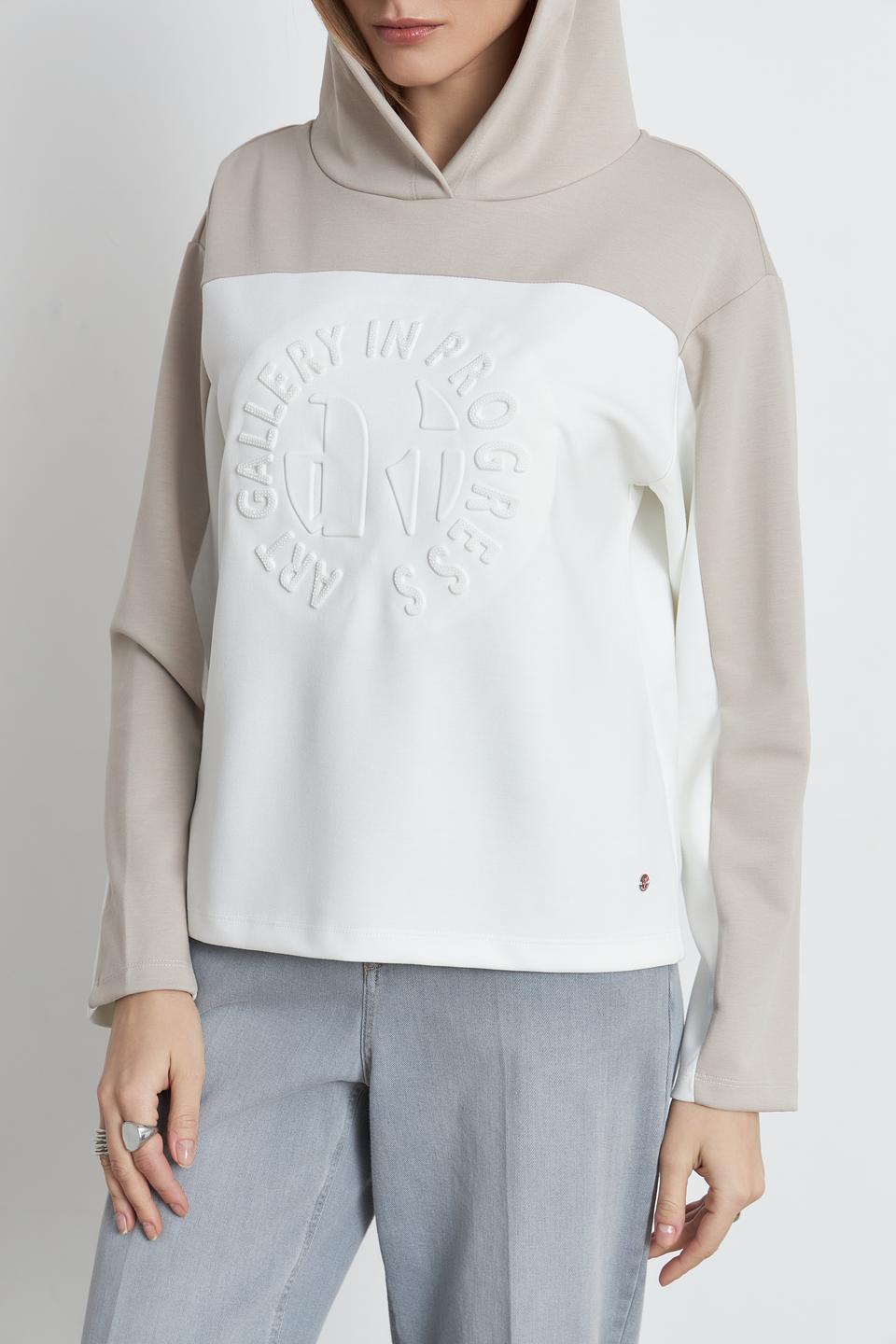 Пуловер Monari с вышивкой бежевый