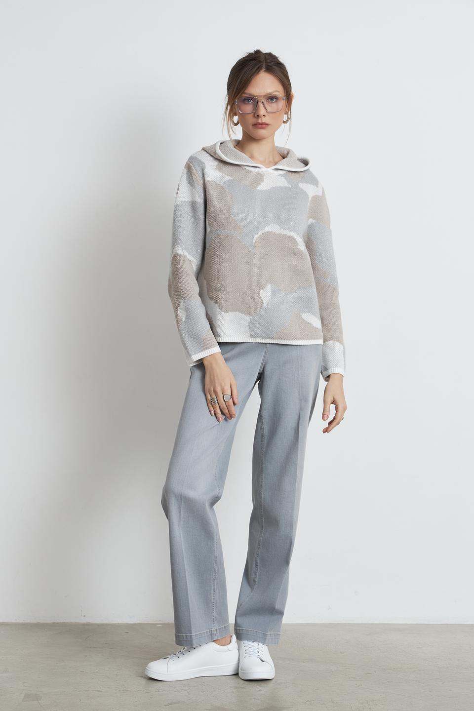 Пуловер Monari с капюшоном бежевый