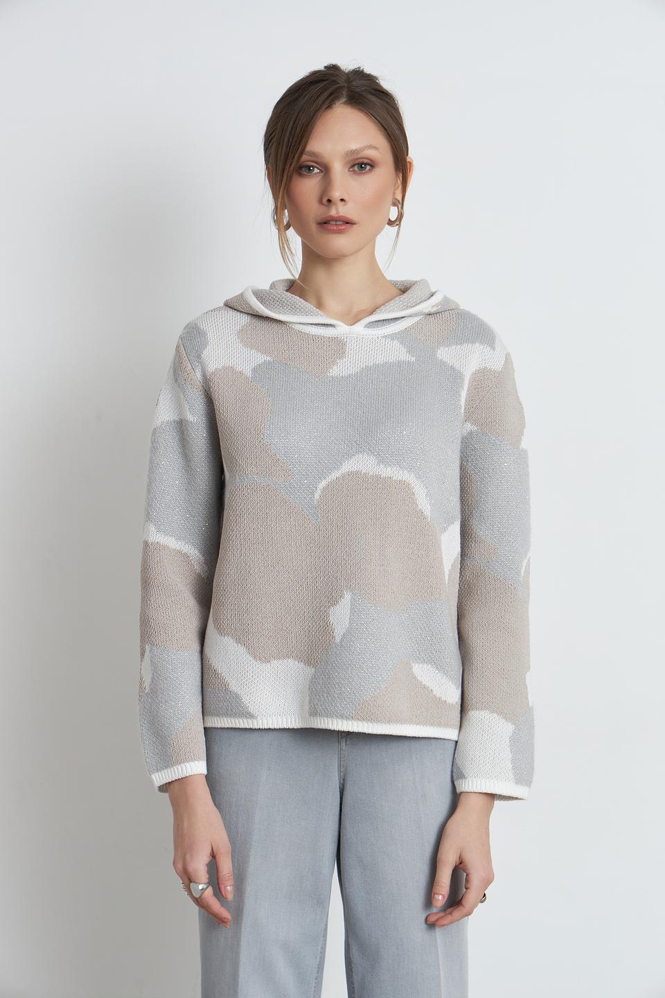 Пуловер Monari с капюшоном бежевый
