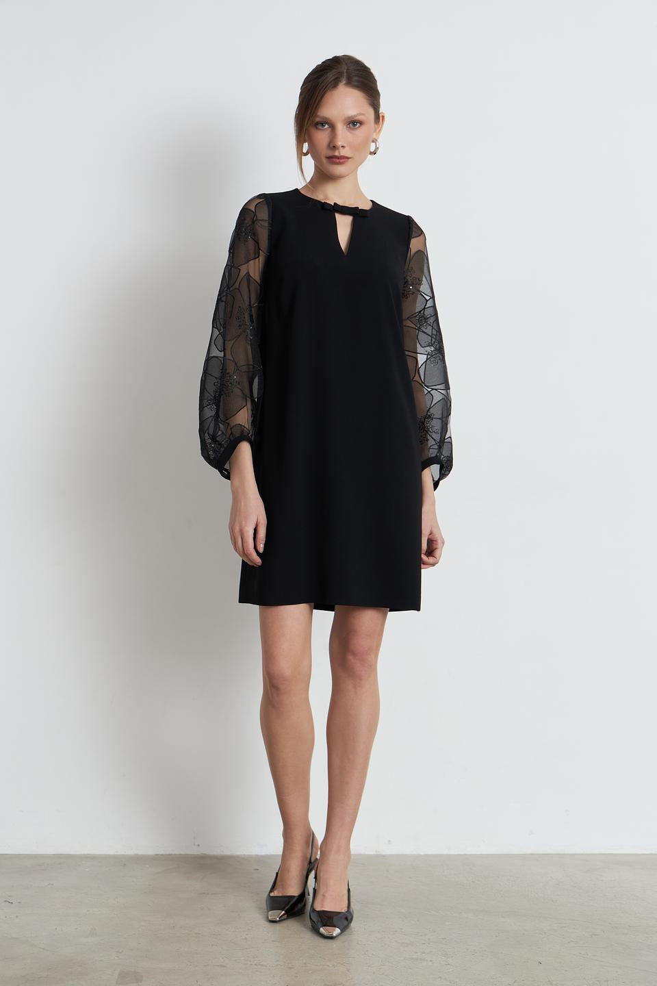 Платье Luisa Cerano чёрное с рукавами