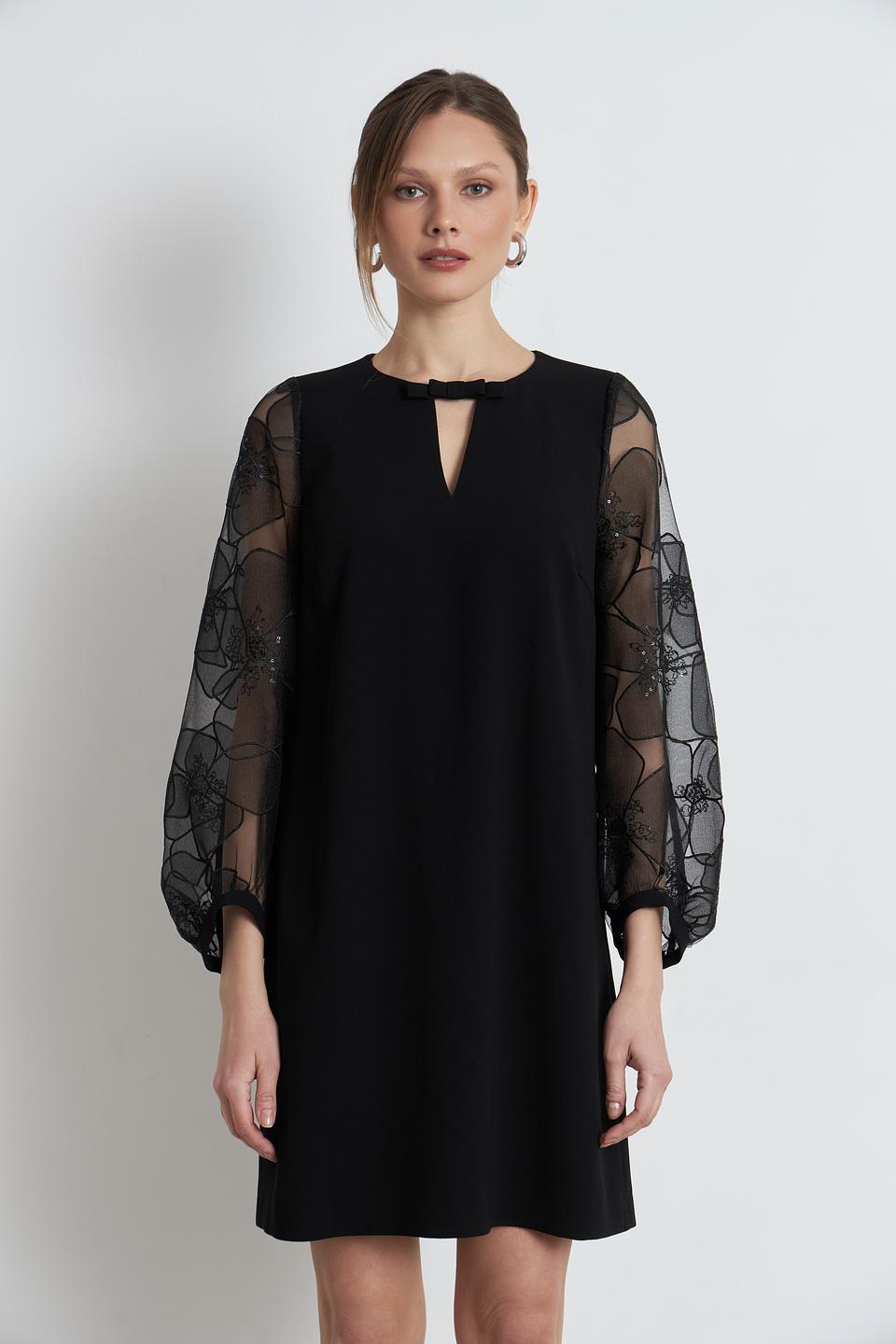 Платье Luisa Cerano чёрное с рукавами
