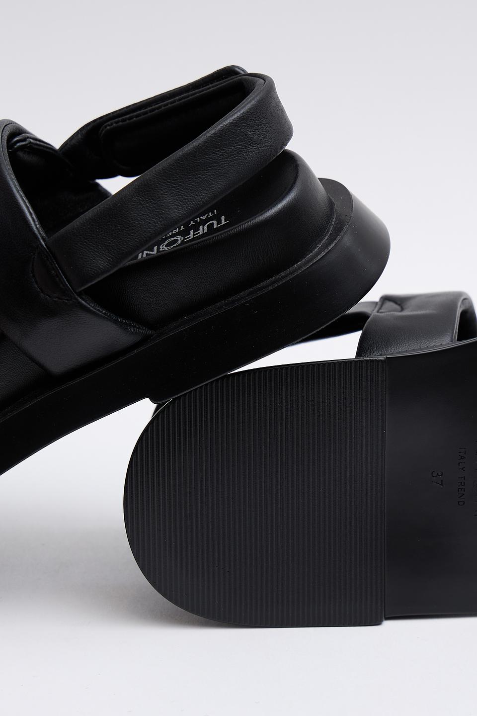 Сандалии Tuffoni с бабочками