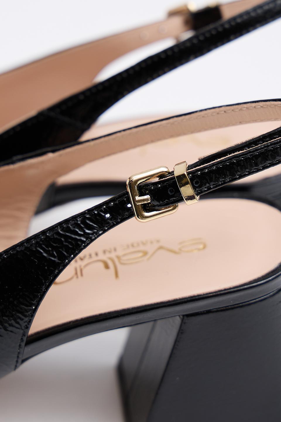 Лоферы Evaluna с цепочкой чёрные