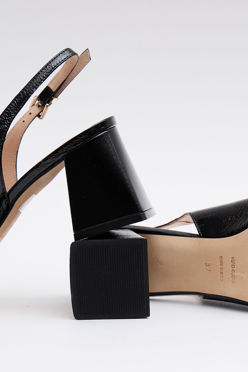 Лоферы Evaluna с цепочкой чёрные