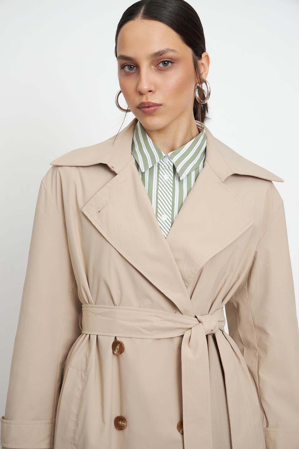 Плащ Pezzo бежевый