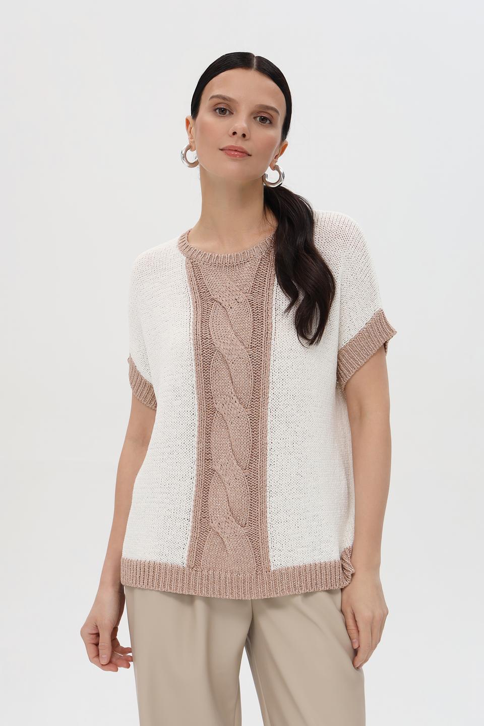 Пуловер Pezzo с косами бежевый