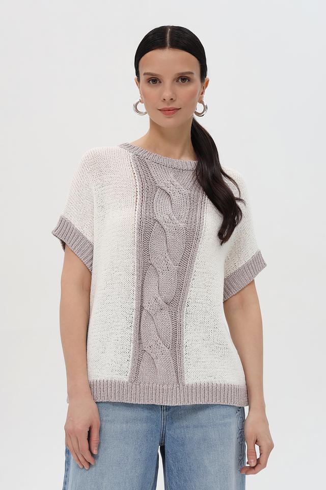 Пуловер Pezzo с косами молочный