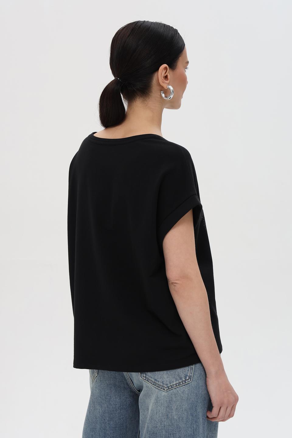 Футболка Pezzo с кристаллами чёрная