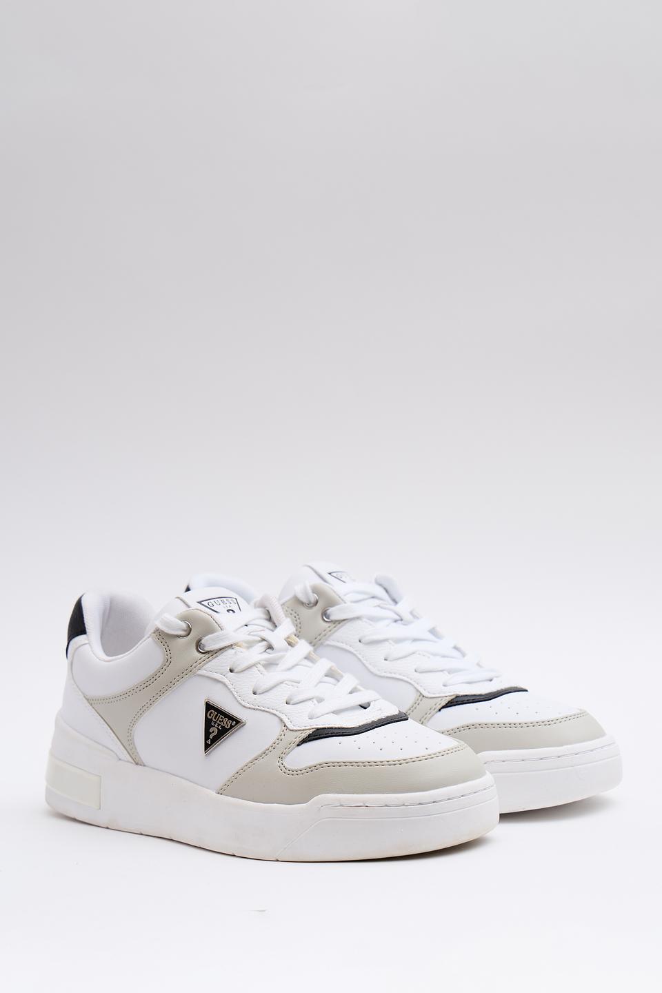 Кроссовки Guess с логотипом белые