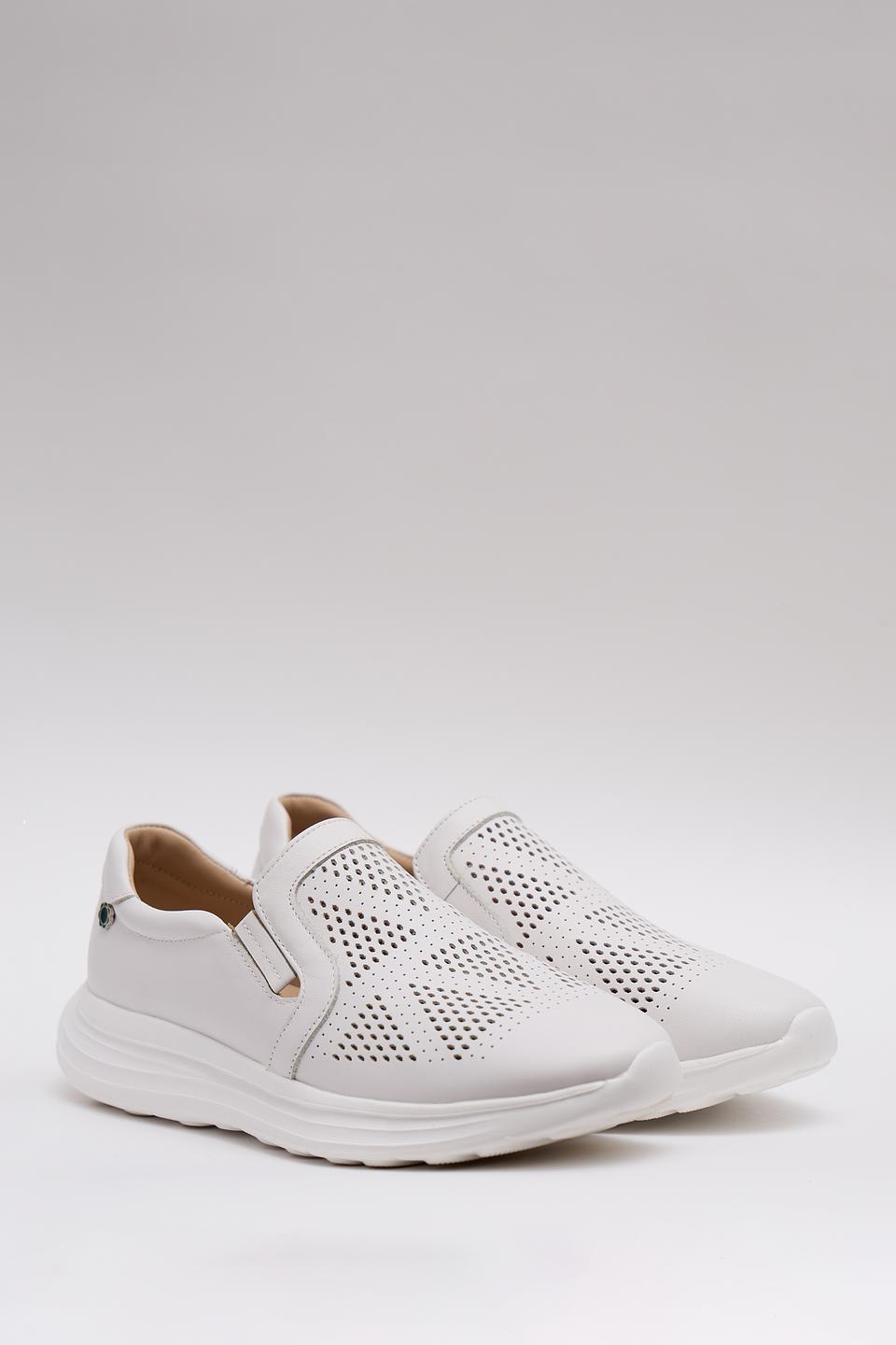 Слипоны Tuffoni перфорированные белые