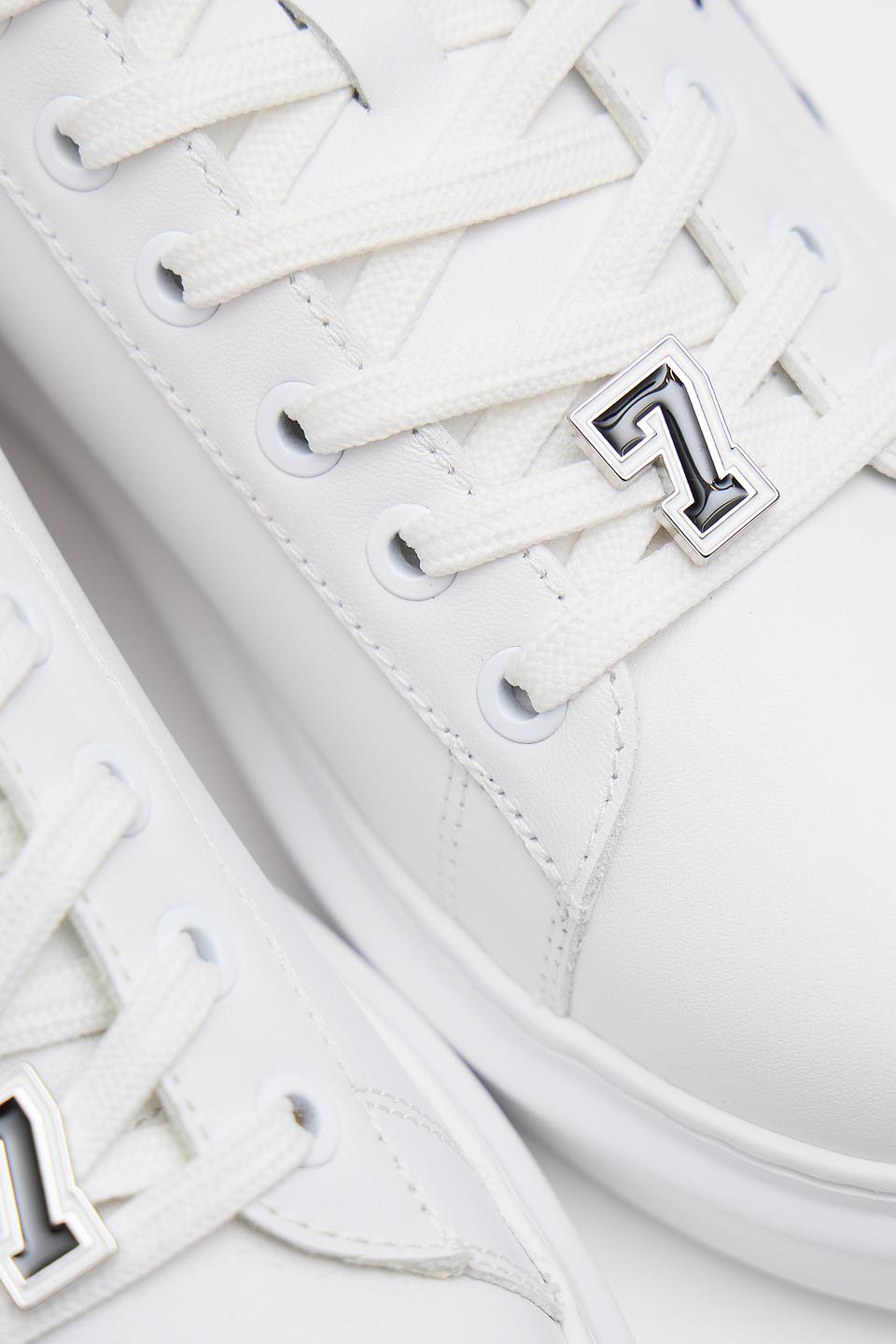 Кроссовки Karl Lagerfeld логотип