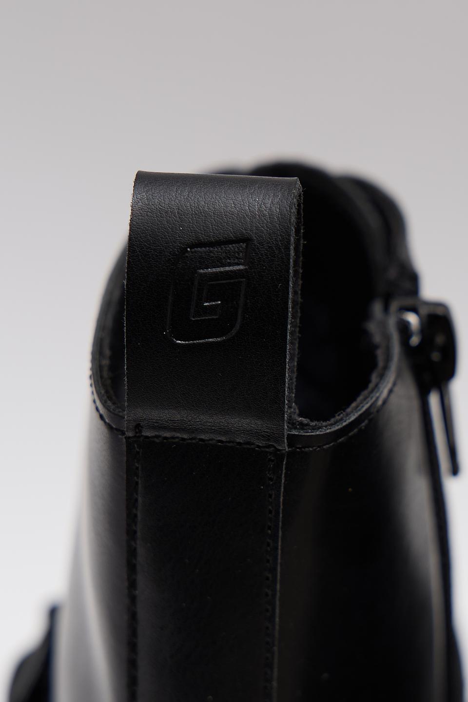 Ботинки Guess с ремнём чёрные