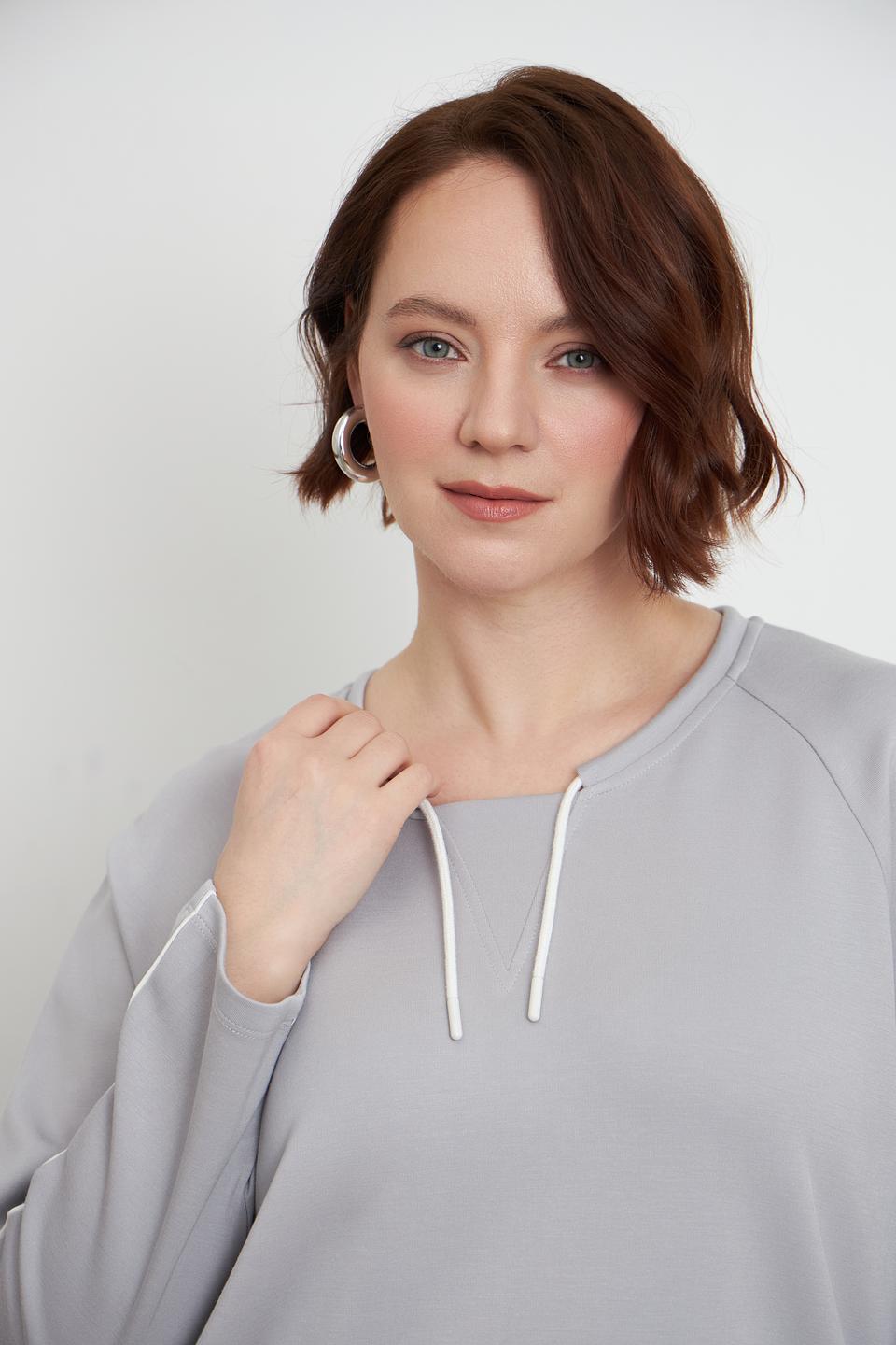 Пуловер Lebek серый с полосой