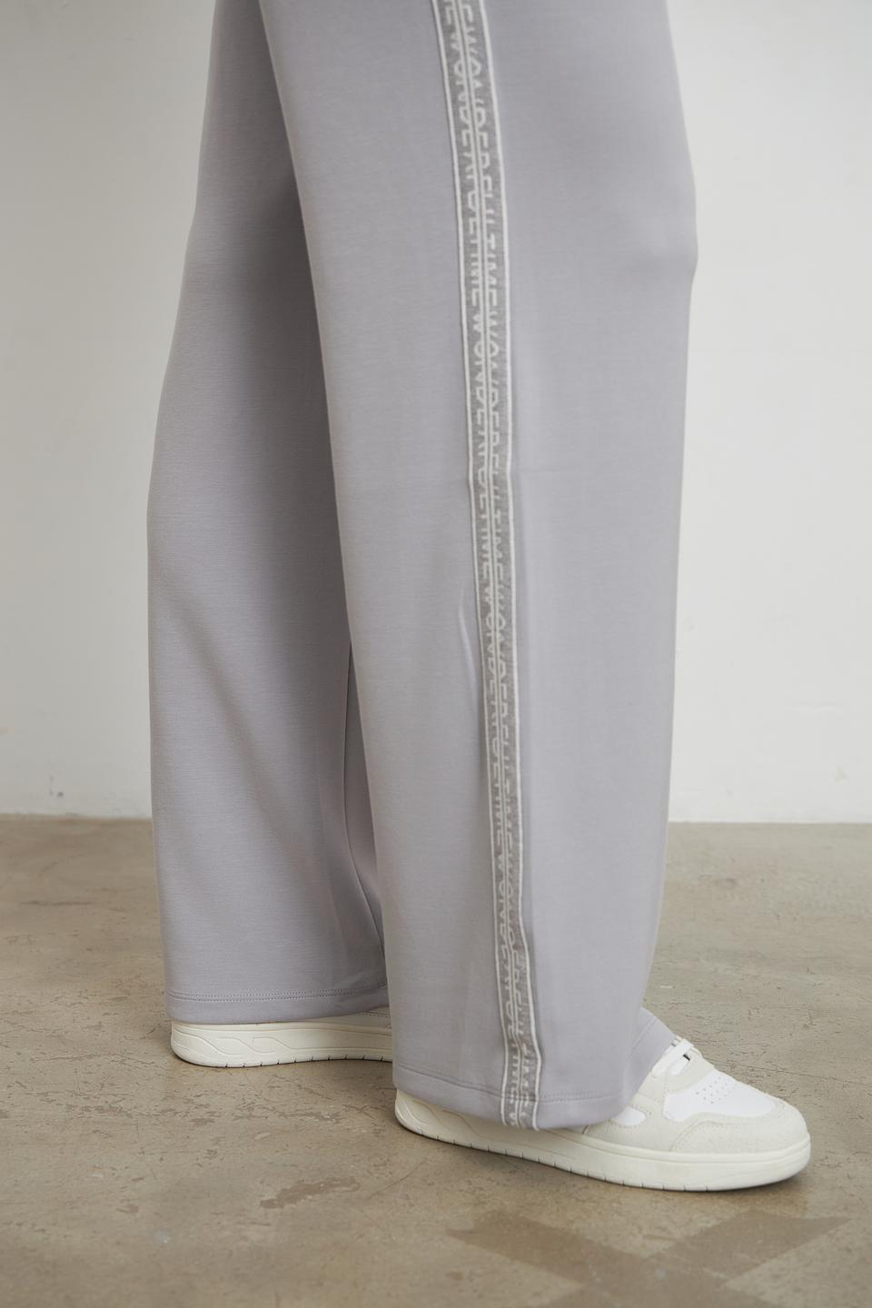 Брюки Lebek серые с полосой