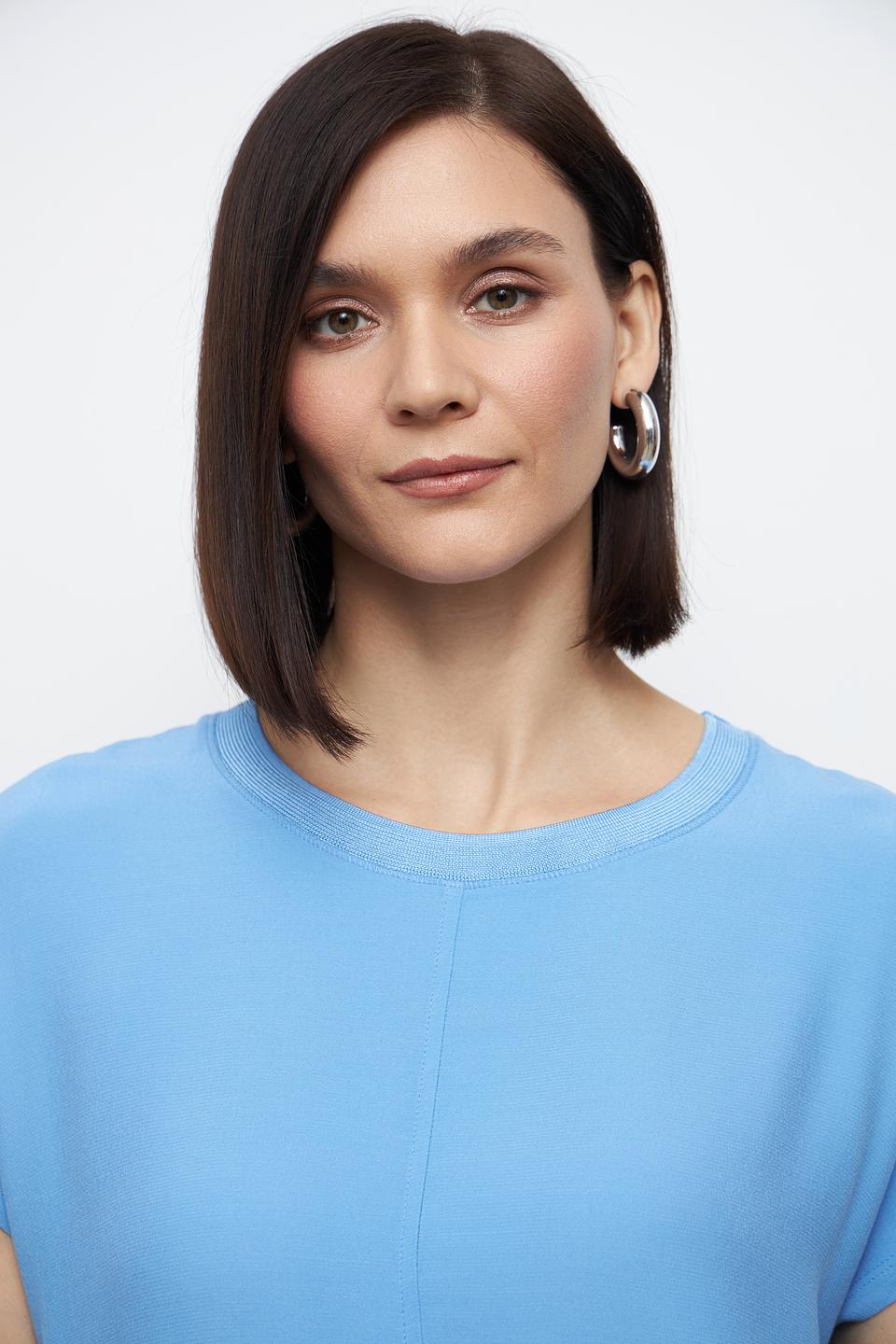 Блуза Bianca голубая с коротким рукавом