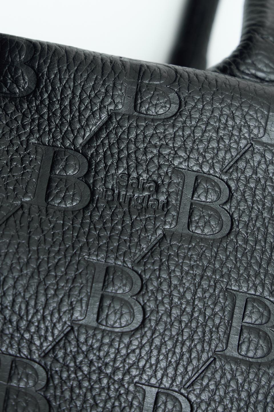 Сумка Sara Burglar с тиснением BB чёрная
