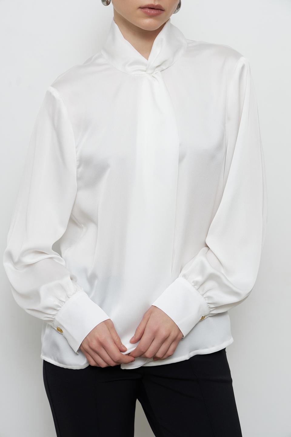 Блуза Emka с бантом