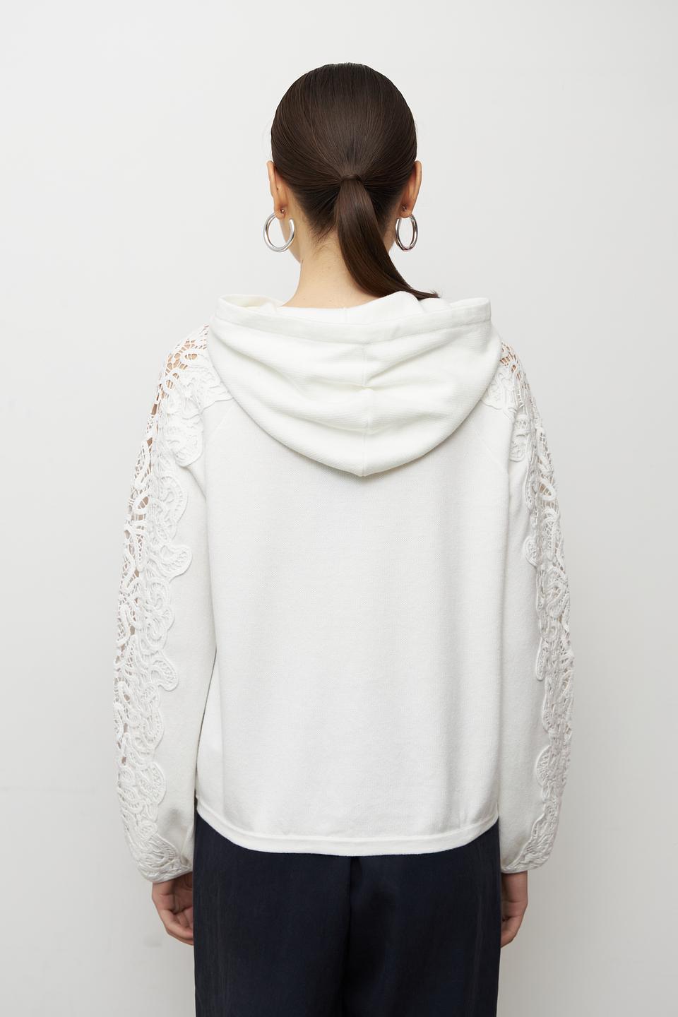 Пуловер Monari с кружевом белый