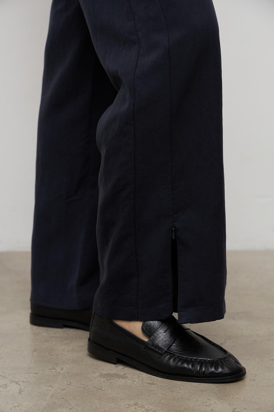 Брюки Monari клёш тёмно-синие