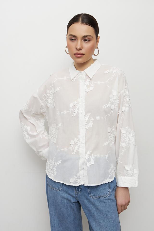 Блуза MORE and MORE с вышивкой