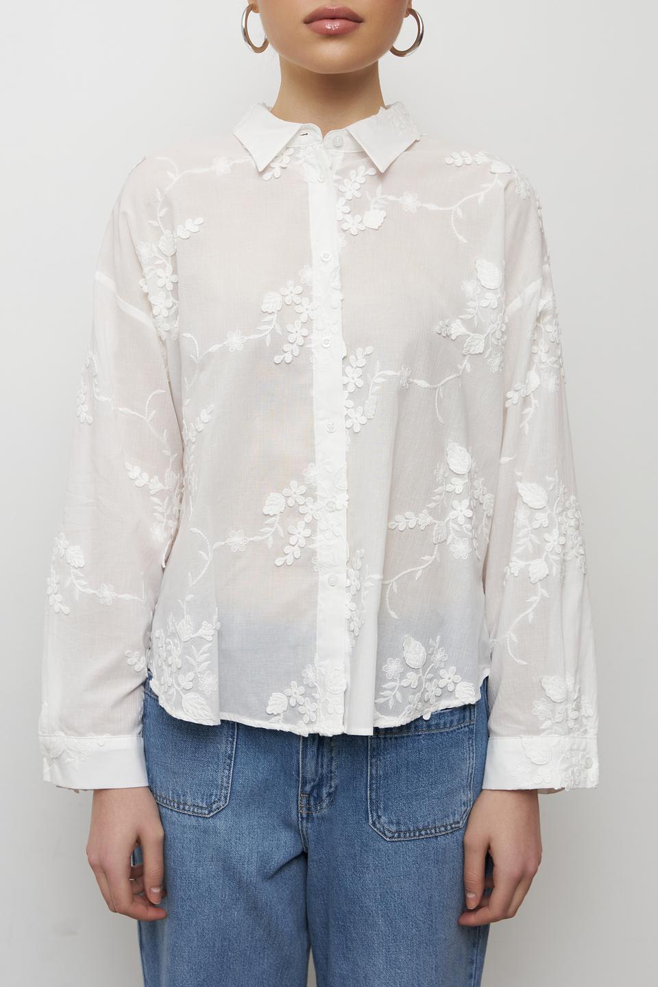 Блуза MORE and MORE с вышивкой