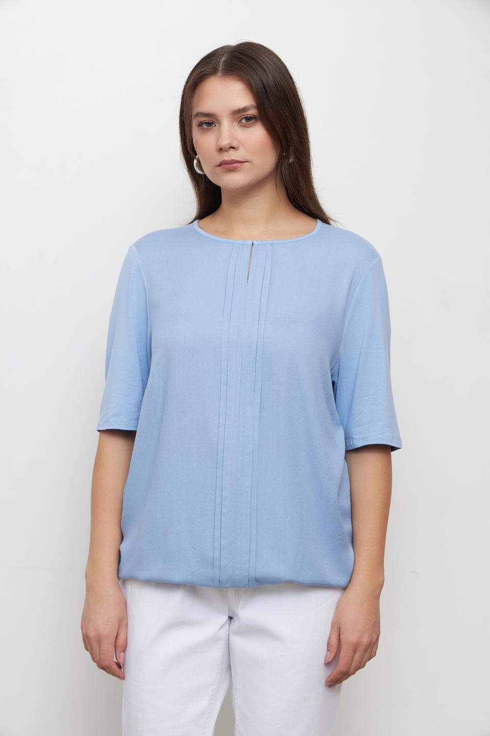 Блуза Lebek голубая с вырезом