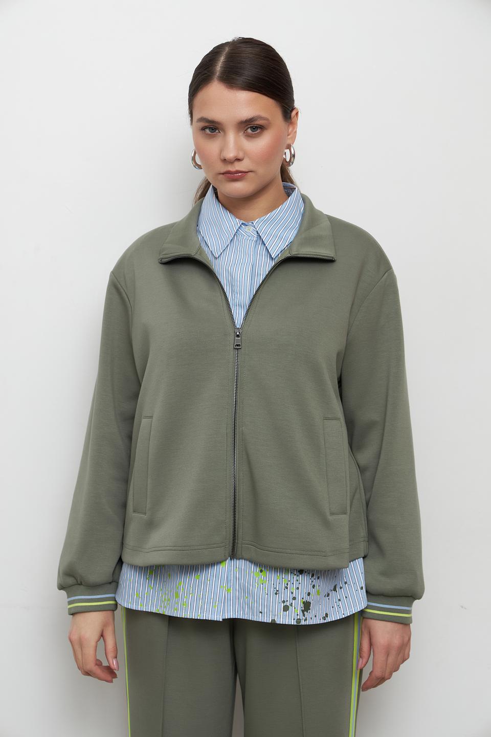 Жакет Lecomte оливковый