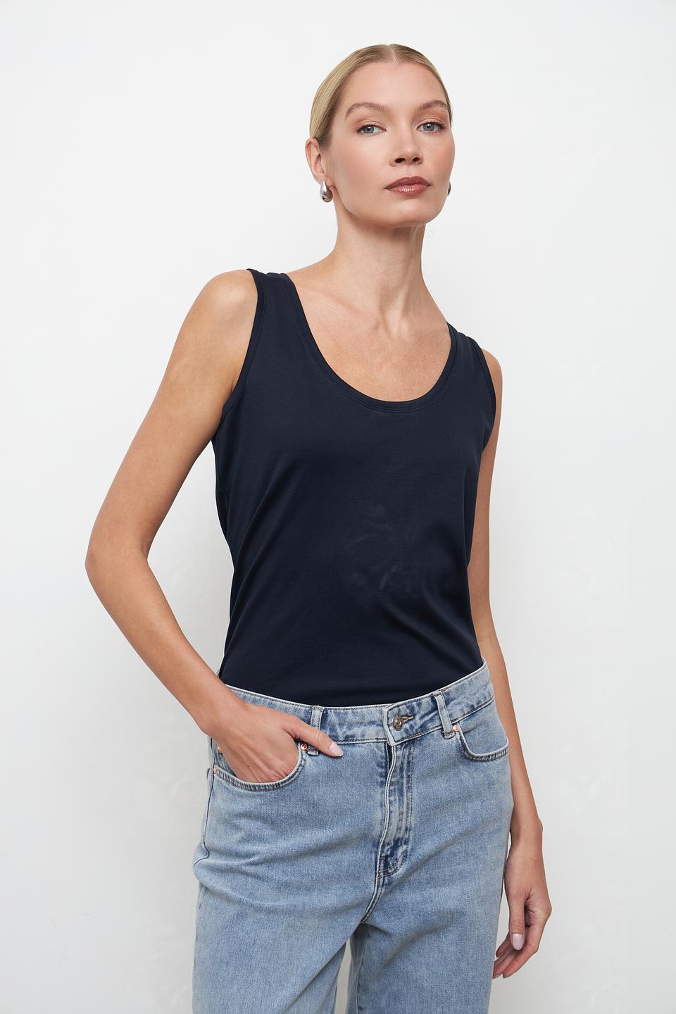 Топ женский Clarina базовый чёрный