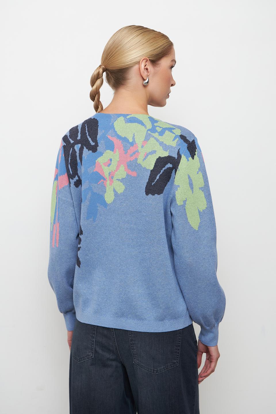 Пуловер Bianca с цветочным принтом