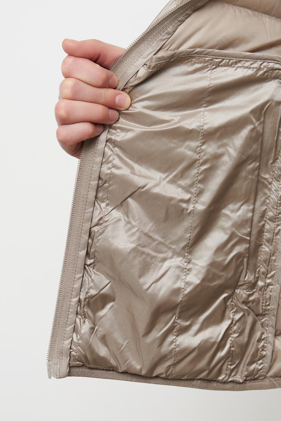 Куртка стеганая Betty Barclay бежевая