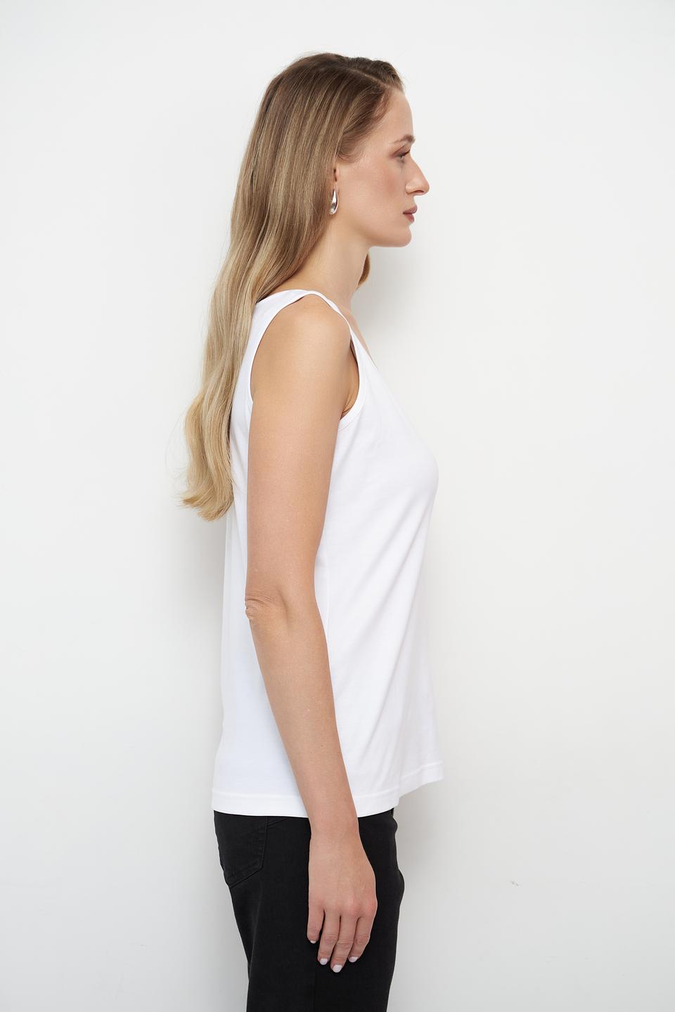 Топ Clarina базовый белый