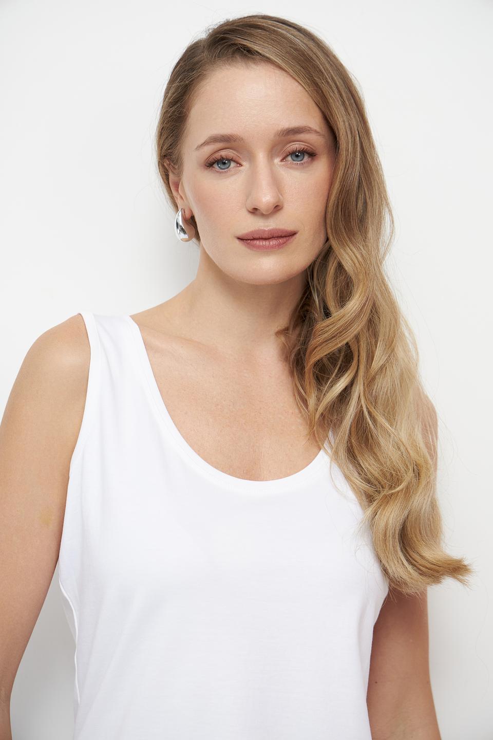 Топ Clarina базовый белый