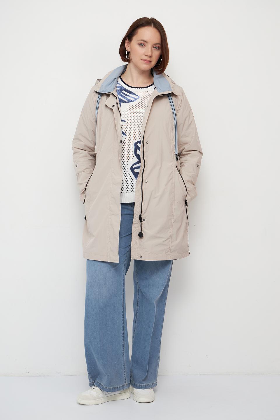 Плащ District бежевый с капюшоном