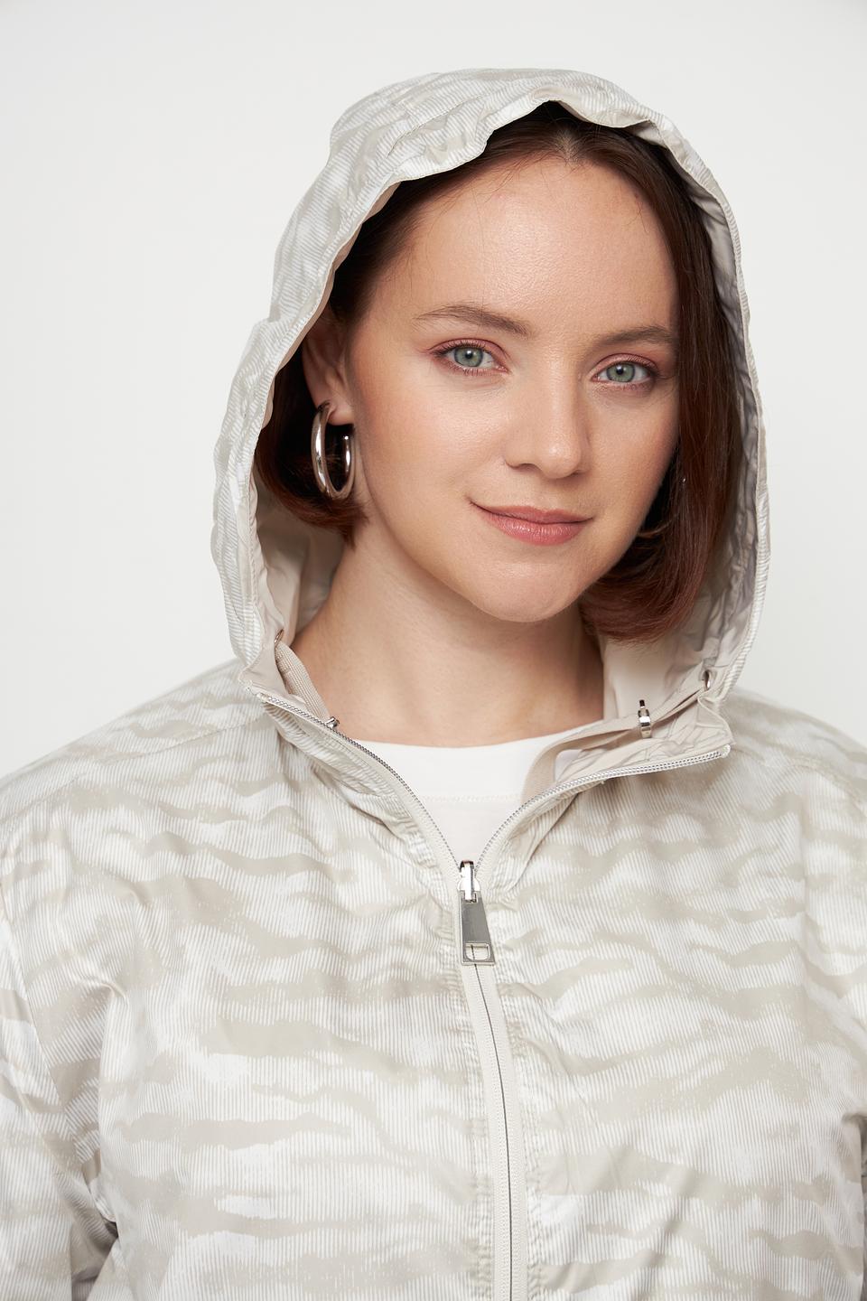 Куртка Lebek женская бежевая с капюшоном