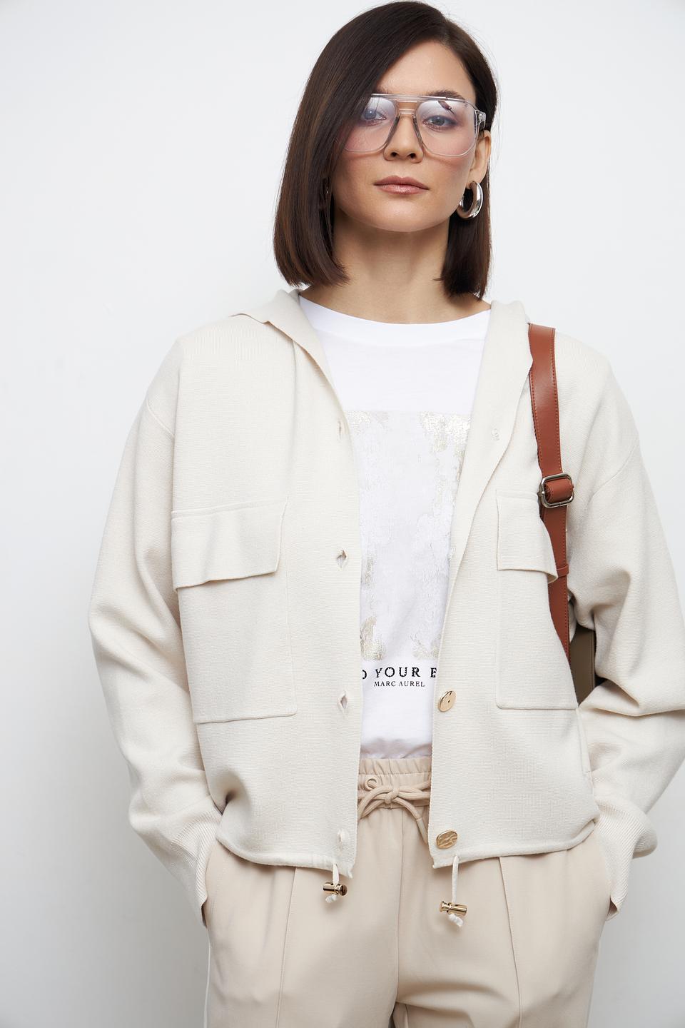 Жакет Lecomte с карманами бежевый