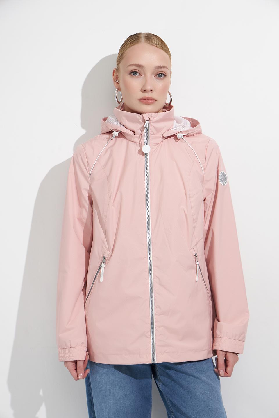 Куртка District розовая