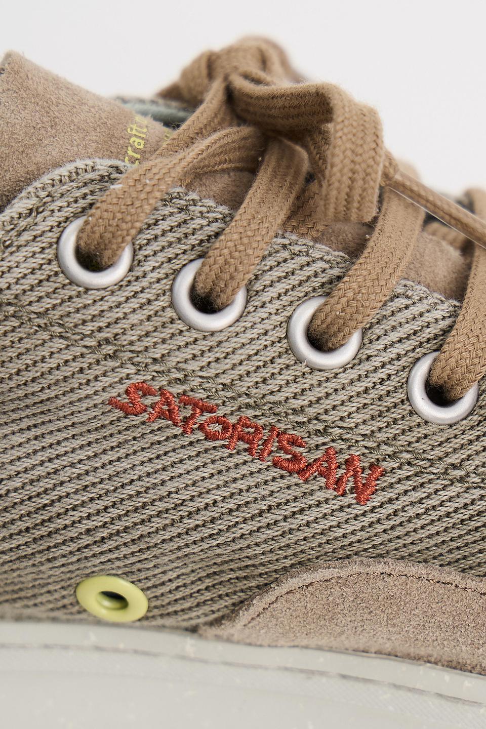 Сникерсы Satorisan с нашивкой