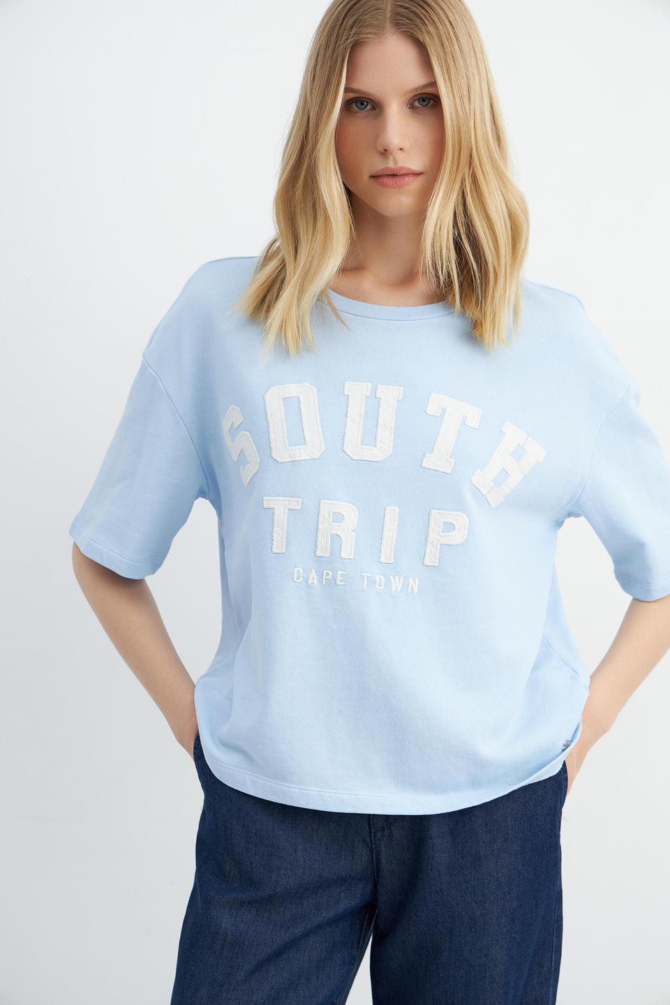 Футболка Monari светло-голубая с принтом
