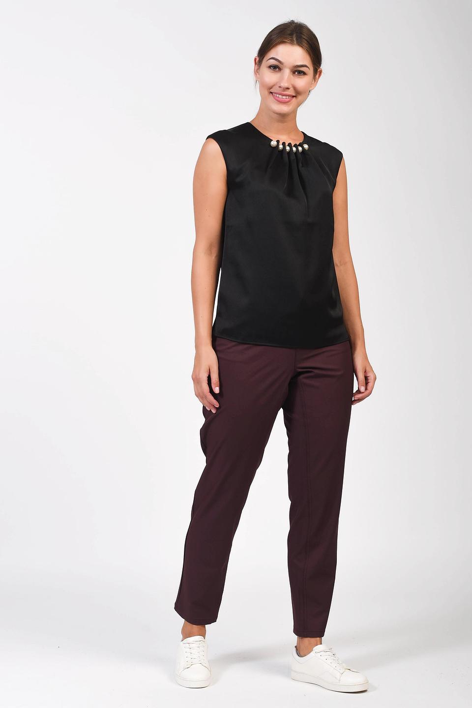 Блуза Just Valeri с жемчугом черная