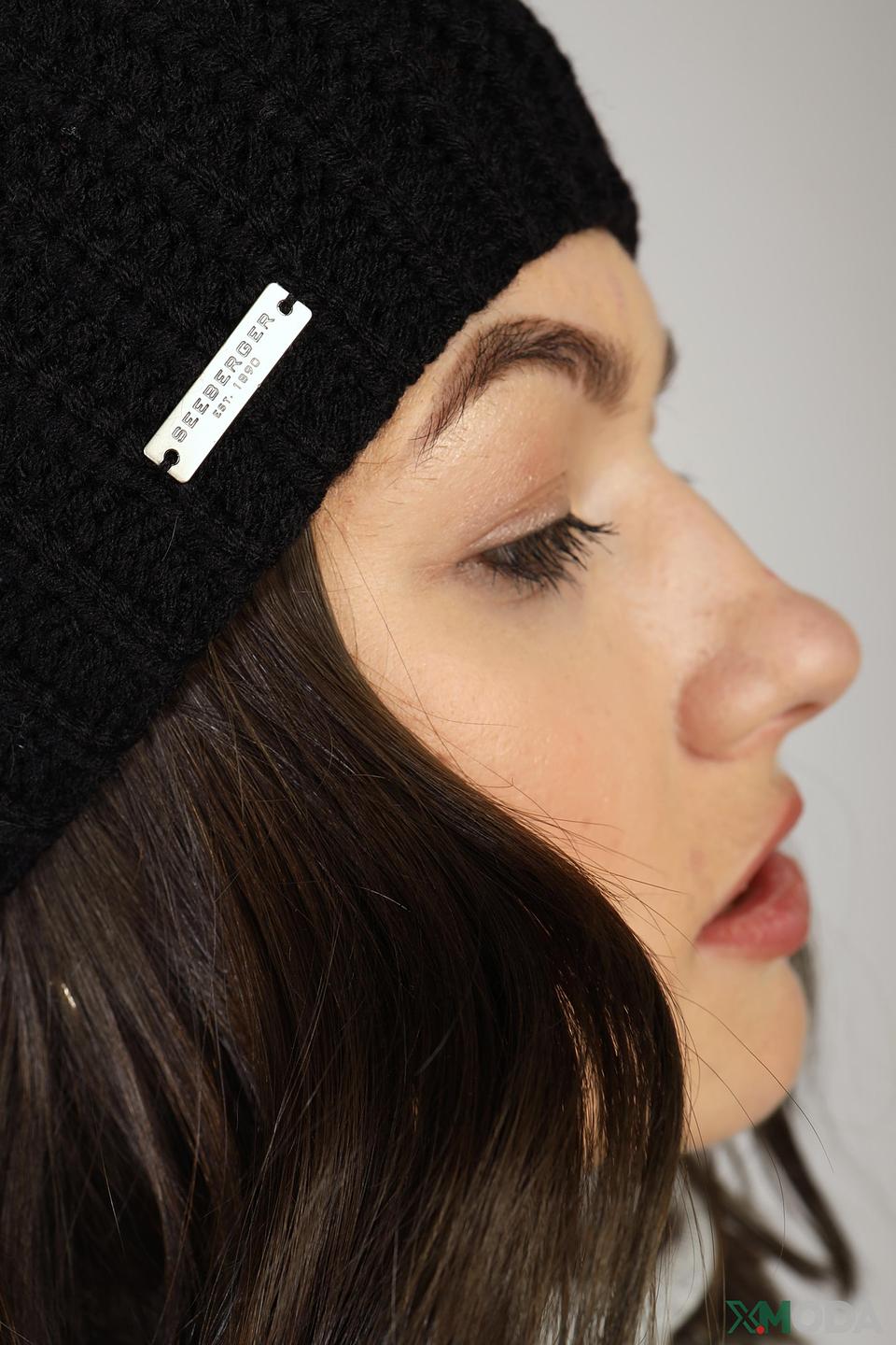 Шапка Seeberger чёрная вязаная