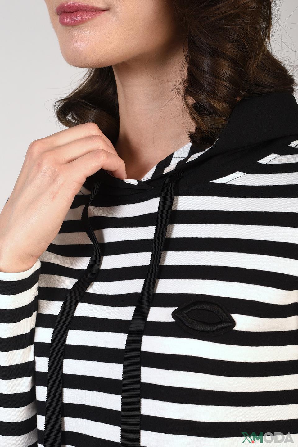 Пуловер Pezzo в полоску с капюшоном