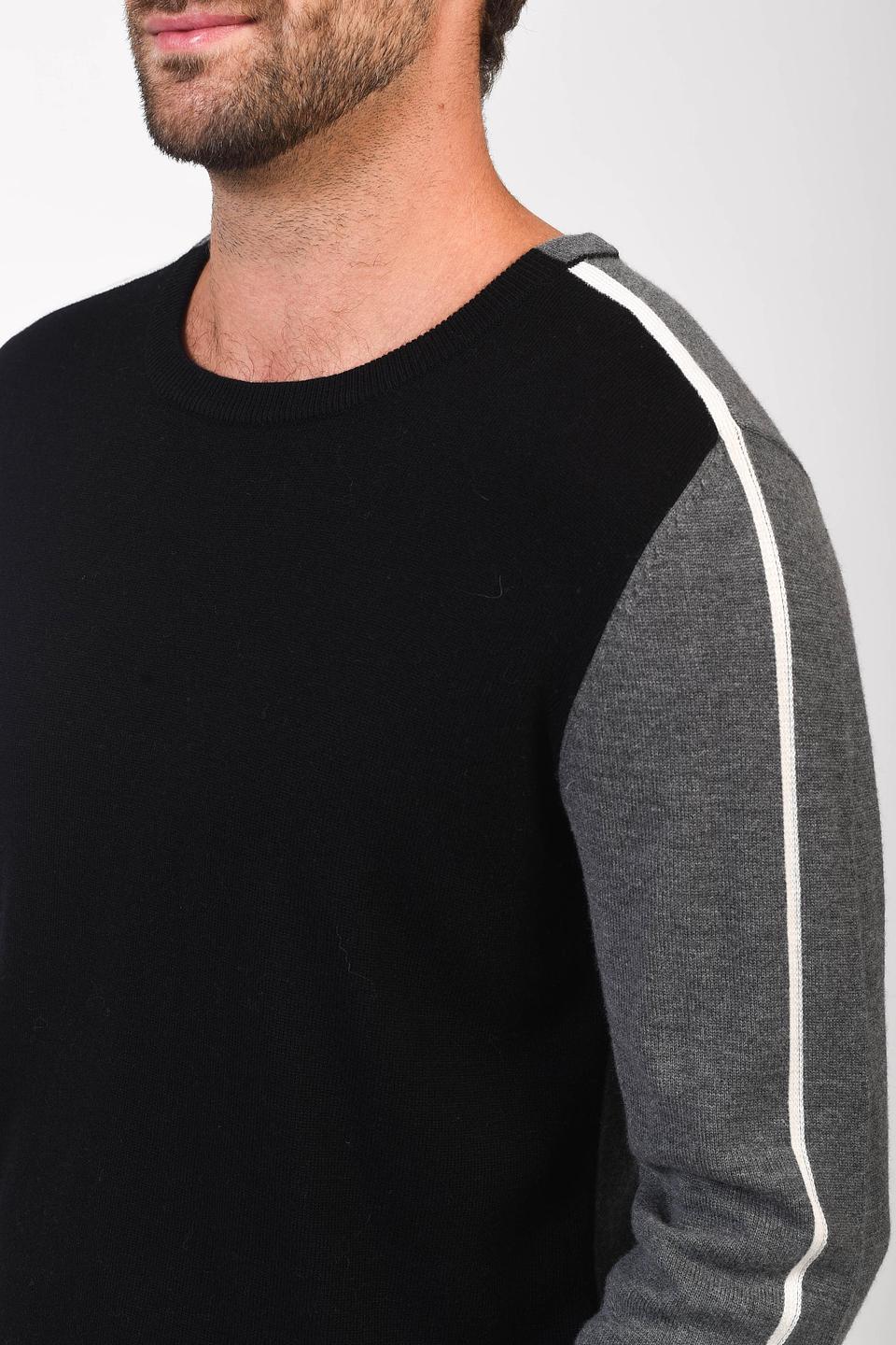 Джемпер Pezzo с полосой серый