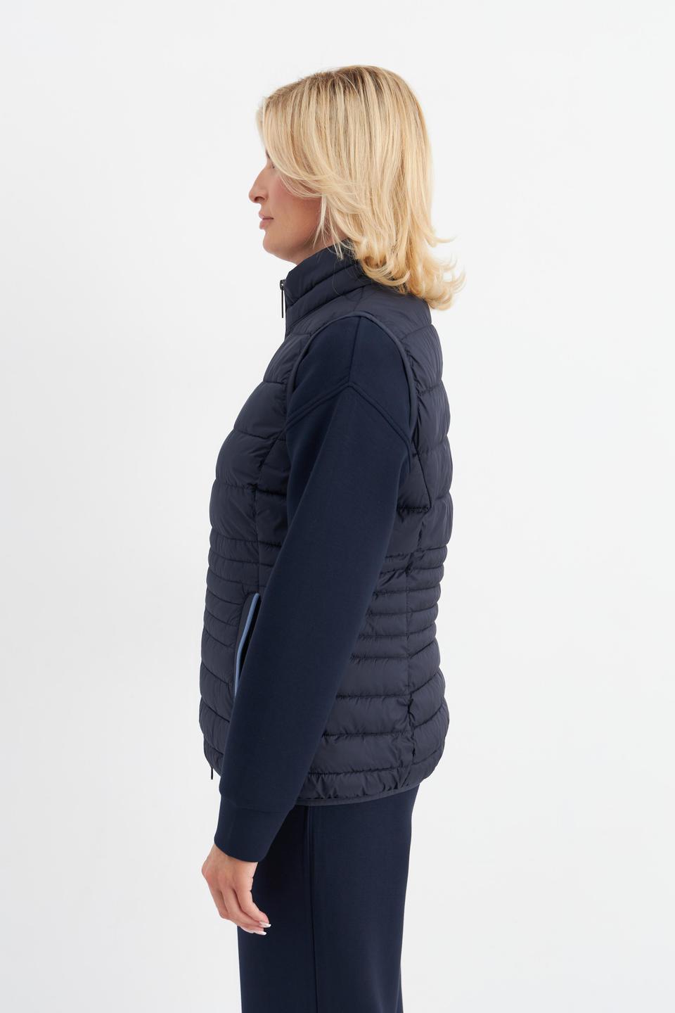 Стеганый тёмно-синий жилет Betty Barclay outdoor