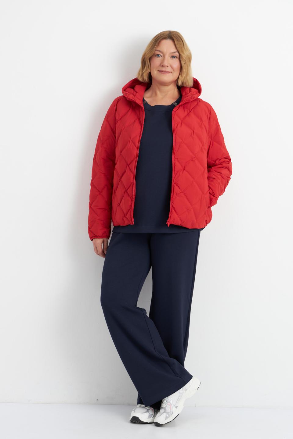Красная стеганая куртка Betty Barclay outdoor с капюшоном