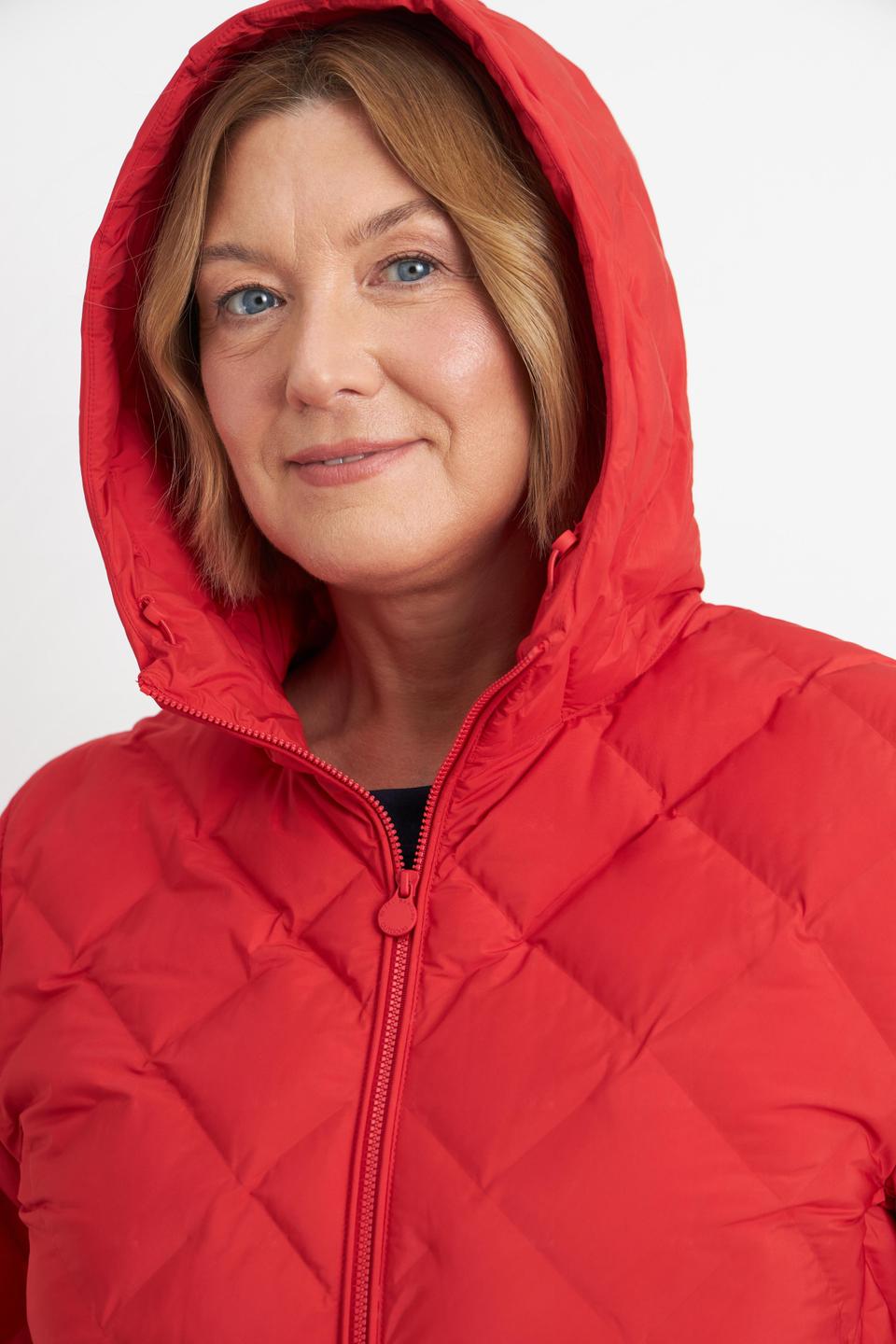 Красная стеганая куртка Betty Barclay outdoor с капюшоном