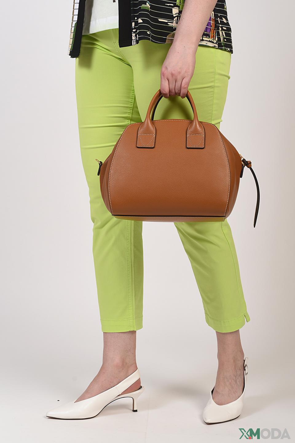 Сумка Coccinelle кожаная коричневая